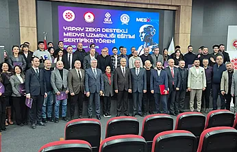 Samsun'da gazetecilere yapay zeka eğitimi