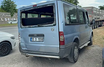 Samsun'da tır dolmuşa çarptı: 1 yaralı