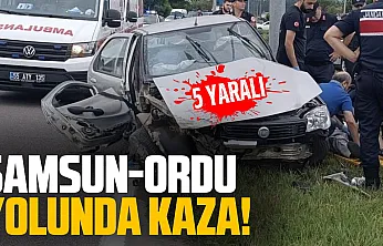 Terme'de iki otomobil çarpıştı: 5 yaralı