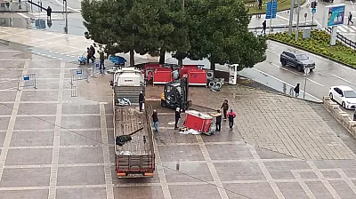 Cumhuriyet Meydanı'nda İş Kazası Paniği