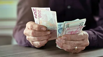 Emekliler Bayram Edecek: 32 Bin TL Nakit Müjdesi Geldi