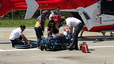 Vezirköprü'de fenalaşan hasta helikopterle Samsu'na sevk edildi