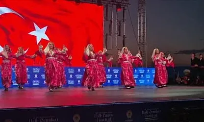 36. Uluslararası Samsun Halk Oyunları Festivali final gösterisiyle sona erdi