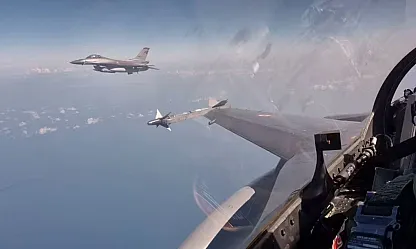 F-16 savaş uçaklarından Karadeniz'de eğitim uçuşu
