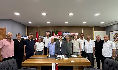 Oda başkanlarından AK Parti İlçe Başkanı Hüseyin Güneş'e hayırlı olsun ziyareti