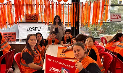 Samsun'da öğrencilerden Lösemiye turuncu destek