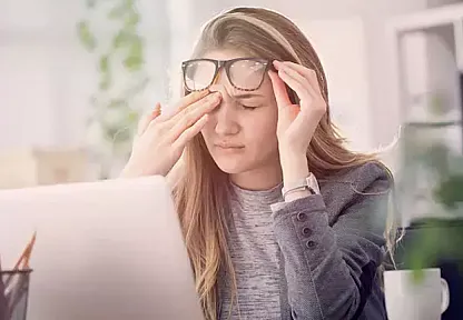 Göz seğirmesi neden olur?