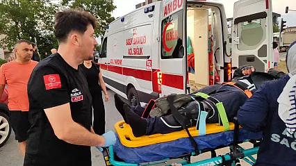Atakum'da otomobil ile motosiklet çarpıştı 1 kişi yaralandı