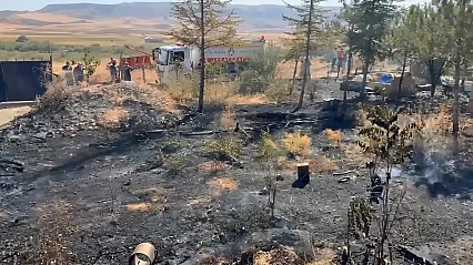 Çorum'da Bahçesindeki kuru otları yakarken alevlerin arasında kalarak hayatını kaybetti