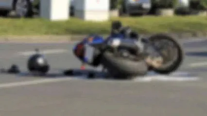 Fatsa'da kaldırıma çarpan motosikletli 21 yaşındaki genç hayatını kaybetti