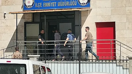 Gediz'de çocuğun cinsel istismarıyla ilgili 6 şüpheli tutuklandı