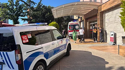 Gıda zehirlenmesi şüphesi: 12 ortaokul öğrencisi hastaneye kaldırıldı
