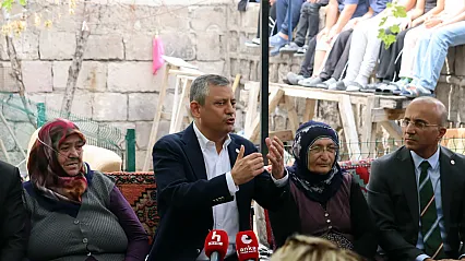 Özgür Özel'den 'CHP'li belediye' gafı: 'Ağzım eskiye alışık'