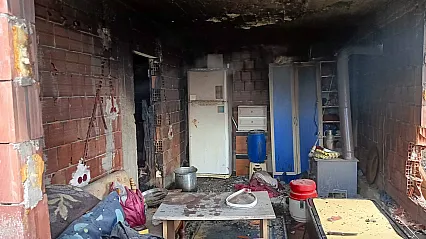 Salıpazarı'nda korkutan yangın: mahalleli seferber oldu