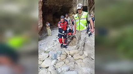 Taşa takıldı, tünelde 2 gün mahsur kaldı