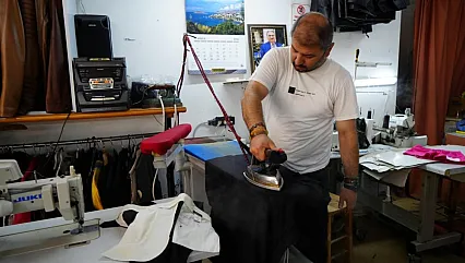 Yapay zekâya rağmen terziler umutlu: 'En son yok olacak mesleklerden biri terzilik'