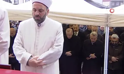 Cumhurbaşkanı Erdoğan Kıbrıs gazisi Muhammet Karslı'nın cenaze namazına katıldı