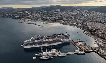 4 kruvaziyer gemisiyle 6 bin turist geldi