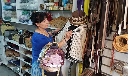 Annesinden öğrendiği sanatı kadınlara öğretti, onlarca kişiye gelir kapısı oldu