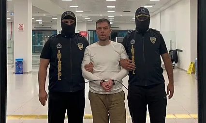 Arjantin'den iade edilen suç örgütü elebaşı Serkan Kurtuluş tutuklandı