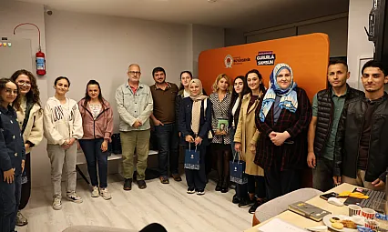 Büyükşehir'in Kitap Kulübü Kitapseverleri Bir Araya Getiriyor