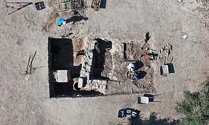 Çanakkale'de 1500 yıllık dibek ve 1300 yıllık depo küpü bulundu