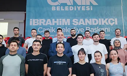 Canik Belediyesi'nden gençlere ücretsiz akademi hazırlık kursu