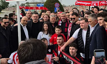 Çarşamba Havalimanı'nda tarihi anlar! Taraftar Reis'i uçağına kadar uğurladı...