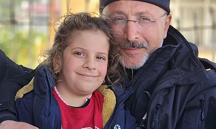 Deprem görevinde hastalığını unuttu