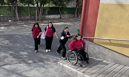 Ecrin'in en büyük gücü arkadaşları