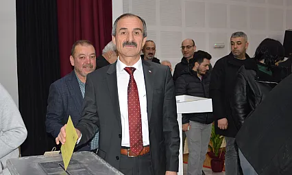 Havza Kahveciler Esnaf Odası'nda Hüseyin Karaçoban Güven Tazeledi