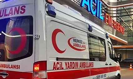 Kamyonetin çarptığı motosikletin sürücüsü hayatını kaybetti