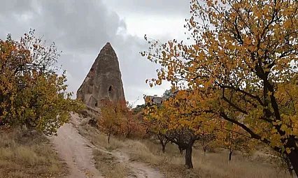 Kapadokya sonbahar renklerine büründü