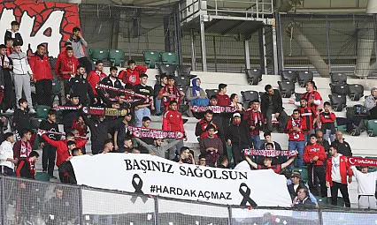 Kocaeli'de anlamlı pankartlar açıldı