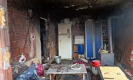 Salıpazarı'nda korkutan yangın: mahalleli seferber oldu