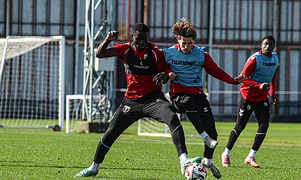 Samsunspor'da Antalyaspor mesaisi sürüyor