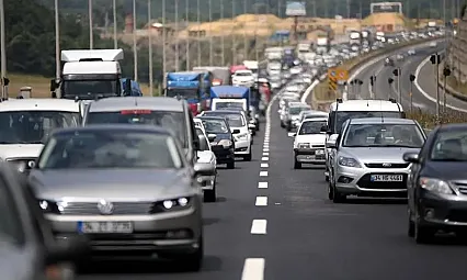 Sürücüler Dikkat! TBMM Onayladı: Ehliyet, Araç ve 46 Bin TL'ye Varan Yeni Trafik Cezaları Geliyor