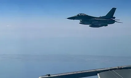 Türk Hava Kuvvetleri'nden Akdeniz'de Eğitim Uçuşu