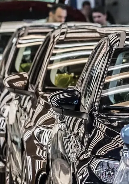 Otomotivde 5 ayın kabusu: Fiyatlar düştü krediler kapandı müşteri showroomlardan çekildi