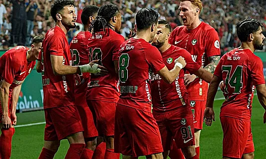 Amedspor, RAMS Başakşehir'i 5 golle sahadan sildi