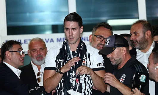 Beşiktaş, Dusan Vlahovic'i UEFA listesine ekledi