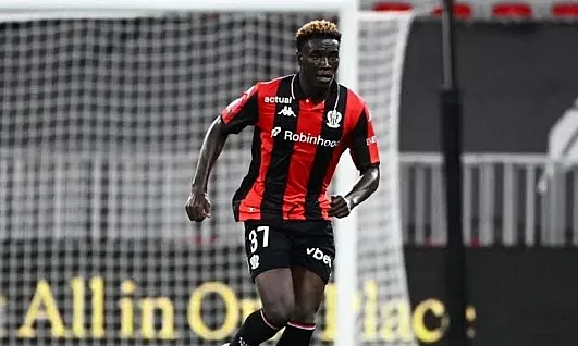 Fenerbahçe'de gece yarısı transferi Ganalı Stoper Oppong resmen açıklandı