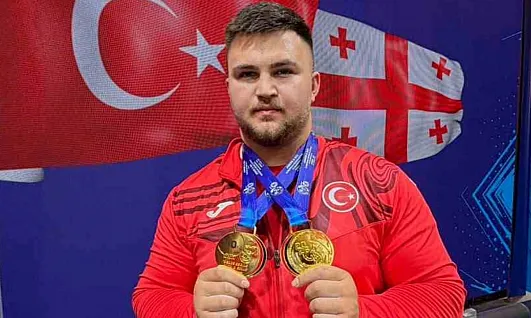 Milli halterci Selahattin Altın'dan Avrupa Şampiyonası'nda 2 altın madalya