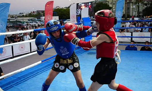 Samsun'da Muay Thai heyecanı: 350 sporcu açık hava ringinde buluştu