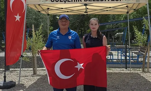 Samsunlu genç sporcudan Türkiye rekoru