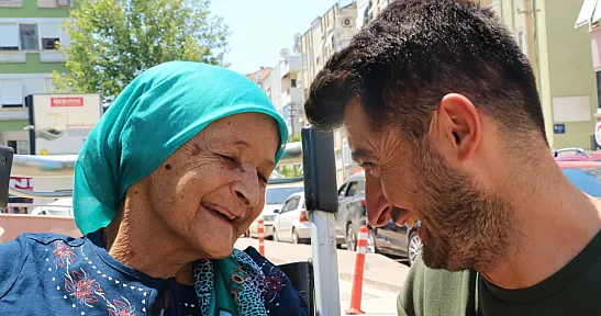 6 yıl önce yaptığı bağış, annesinin hayatını kurtardı