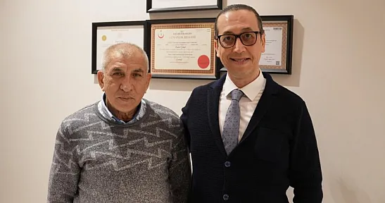 Karın şişliği ile gittiği hastanede karnından 2 litre idrar çıktı