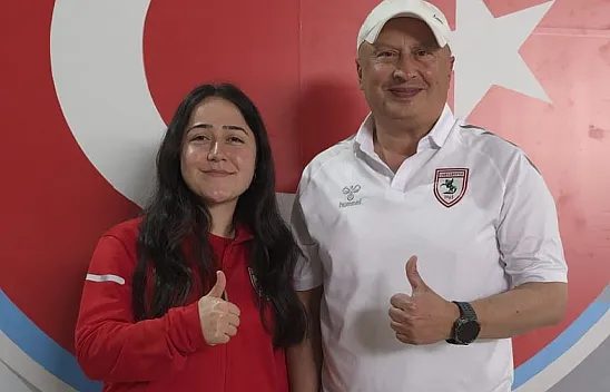 Alaçam'dan Torino'ya uzanan başarı: Dr. Selma Kalanç milli formayla Akdeniz Oyunları'nda