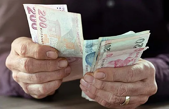 Bağ-Kur'lulara Büyük Fırsat: 9.000 Gün Şartı Olmadan Emeklilik Mümkün mü? İşte Kimsenin Bilmediği Yol