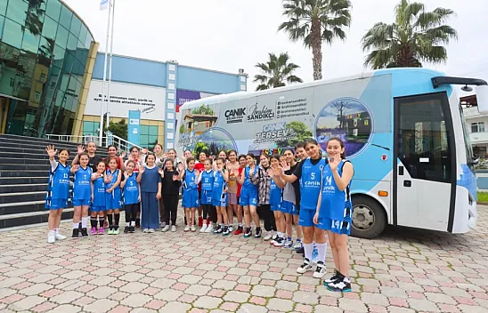 Canik'te ücretsiz sporcu servisiyle gençler spor eğitimlerine ulaştırılıyor